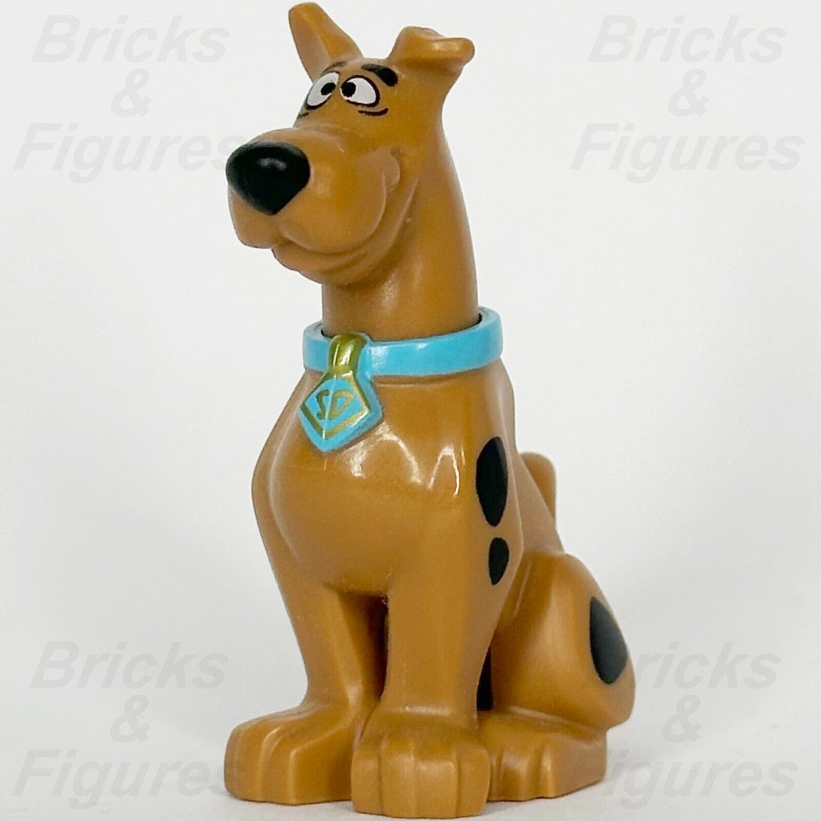 LEGO Scooby-Doo Minifigure Great Dane Dog Sitting Tongue Licking Chops 71206